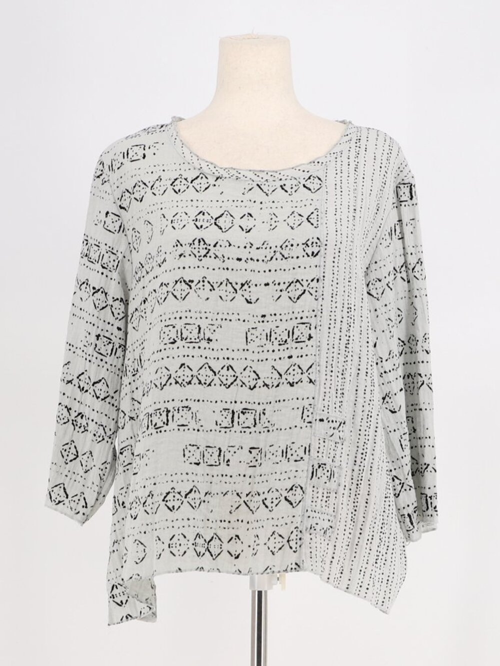 HABITAT Geometric 3/4 sleeves Lightweight Pullover Tunic Stone Gray Black Size M